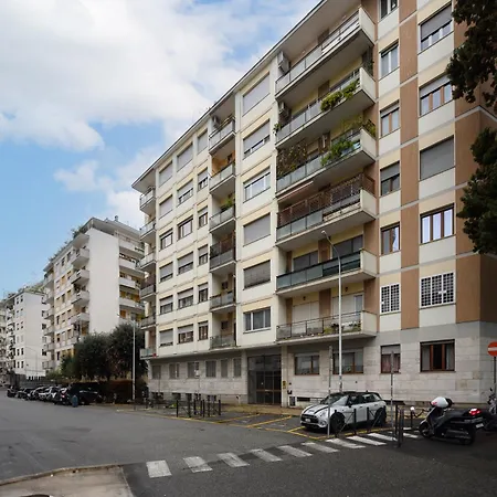 Apartment Ponte Milvio Flaminio *